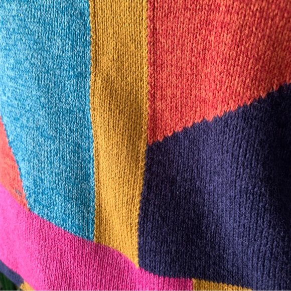 v i n t a g e :: Bold Artsy Slouchy Geometric Knit Sweater - Picture 7 of 9